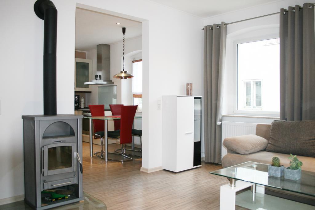 Julia Apartment